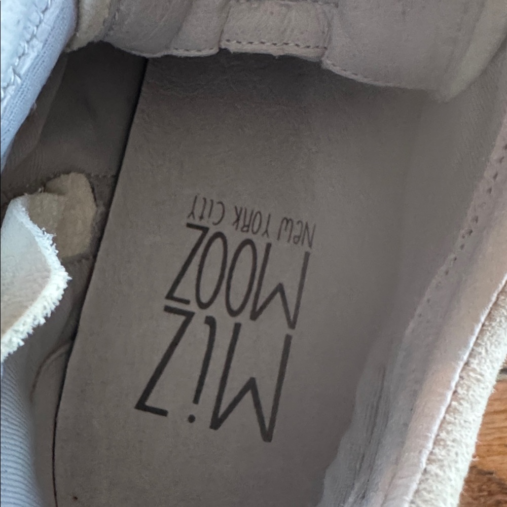 Miz mooz - size 8 Mi High-Top Sneakers in Cream and White- - Picture 6 of 8